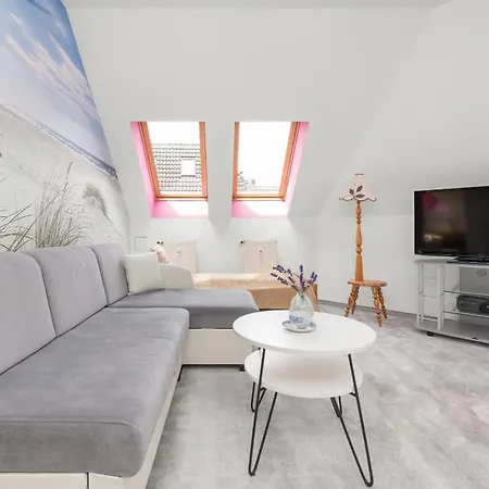 Centrum Ratuszowa Pink By Renters * Kołobrzeg